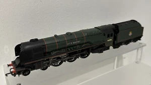 Hornby OO Gauge BR Green Duchess Class 4-6-2 46236 City of Bradford Locomotive - Picture 1 of 6
