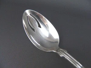 Reed & Barton Colonial Shell Spoon Tablespoon Stainless Pierced Serving Flatware - Picture 1 of 3