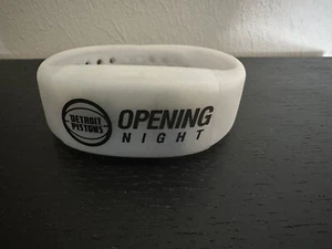 DETROIT PISTONS BASKETBALL - OPENING NIGHT - 2017 INAUGURAL SEASON - ARMBAND - Bild 1 von 4