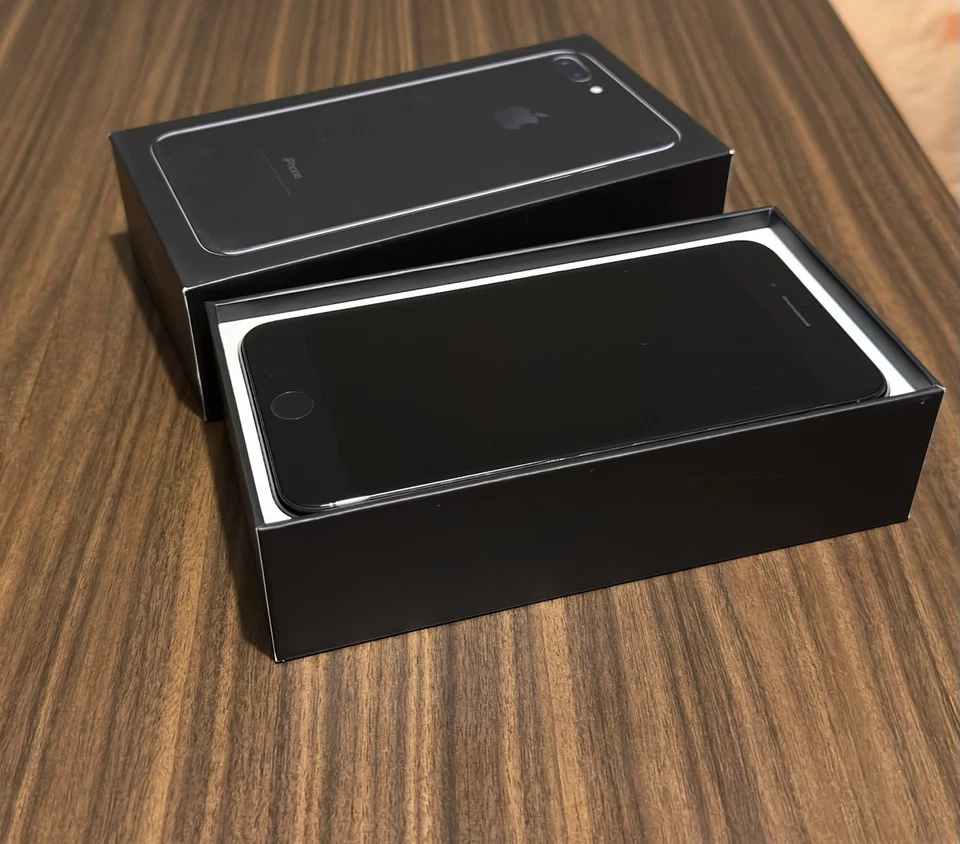 Apple iPhone 7 Plus - 256GB - Nero (Sbloccato) - Immagine 1 di 4