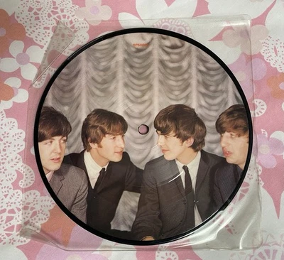 The Beatles - I Want to Hold Your hand / This Boy 7" Picture Disc - 1983 RP 5084 - Image 1 of 2