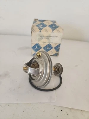 Termostato refrigerante motor Mercedes-Benz 1162000315 Foto 1 de 2