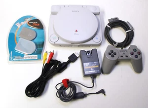 SONY PSONE mit SONY LCD Bildschirm Combo Spielsystem mit Aufbewahrungstasche - Bild 1 von 24
