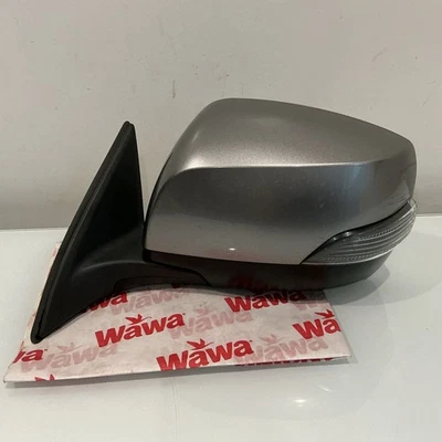 Espejo retrovisor para conductor Subaru Outback 2010-2014 con intermitente OEM #D4-26 Foto 1 de 4