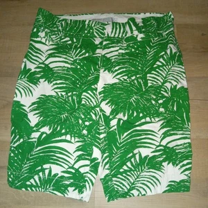 Old Navy Board Shorts Boys Size 12 Green Palm Leaf Pockets Knee Legnth Mid Rise - Picture 1 of 3