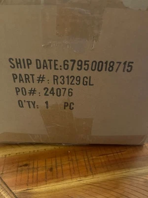 Maxim Lighting New Clear glass globe replacement part R3129GL - Image 1 of 3