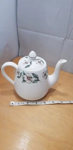 Crown Staffordshire, Christmas Rose Design Tea Pot (4 1/2" Tall) - Picture 1 of 5