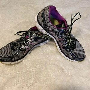 Women's ASICS GT2000 9.5 Silver Black Mesh Upper with Grey and Purple Accents - Picture 1 of 12