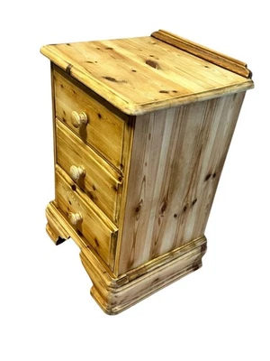 Vintage Stripped Pine 3-Drawer Chest – Natural Finish Bedside Table / Nightstand - Image 1 of 4
