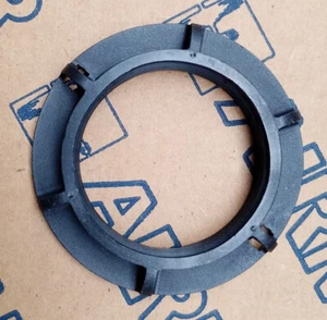 Tuerca de bloqueo de plástico AIRMAR 04-004 para transductores Airmar 51 mm - Imagen 1 de 1