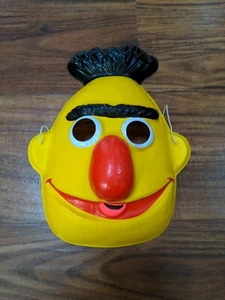 Máscara de vinilo vintage de Sesame Street Bert coleccionables de Halloween NOS 1979 Rubie's - Imagen 1 de 3