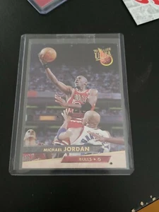 Tarjeta de baloncesto Michael Jordan 1993-94 Fleer Ultra Chicago Bulls #30 - Imagen 1 de 2