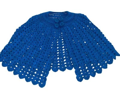 Mantón triángulo ganchillo hecho a mano vintage capa botones azules Grannycore encogerse de hombros pequeño Foto 1 de 3