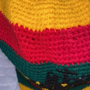 Rasta Knitted Peaked Hat Large red gold green lion of Judah around the edges. - Picture 1 of 5