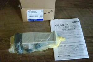 new omron in box Servo Motor R88M-K10030T-B R88M-K10030T-B FAST SHIP - Picture 1 of 2