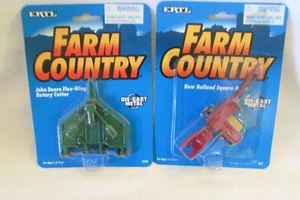 ERTL FARM COUNTRY JOHN DEERE FLEX-WING ROTARY CUTTER & NEW HOLLAND SQUARE BALER - Picture 1 of 6