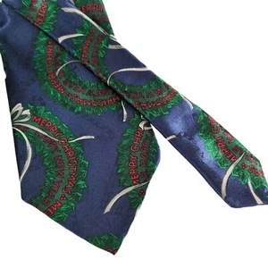 Vtg Hallmark Men's Christmas Wreath Satin Neck Tie, SpecialTies Made USA Holiday - Picture 1 of 6