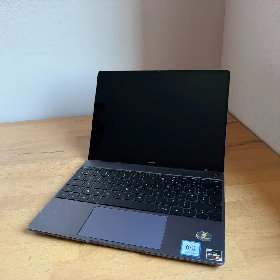 PC Portable Huawei MateBook HN-W19R 14" AMD Ryzen 5 non testé - Photo 1/4