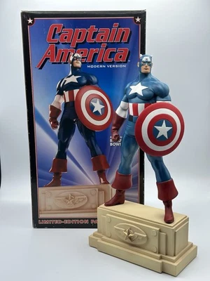 美国队长现代版正装雕像 1999 年 Bowen Designs #2052/4000 — 第 1/4 张图片