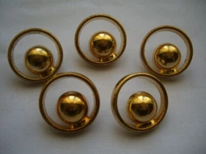 GOLD EFFECT CIRCLE WITH BALL DESIGN VINTAGE /RETRO SHANK BUTTONS X 5 Free P & P - Picture 1 of 3