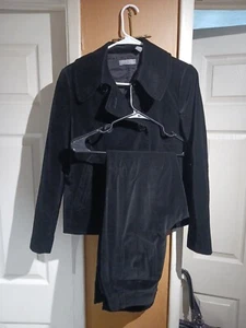 Kate Hill Casual Women's 2pc. Suede Pants Suit. Size 4 - Picture 1 of 18