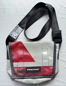 FREITAG Recycle Mesenger Shoulder Bag - Picture 1 of 17