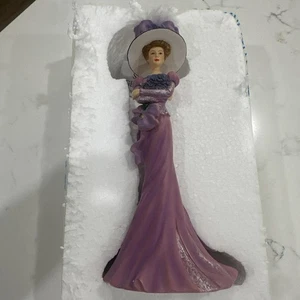 Thomas Kinkade Figurine, Commitment to Caring Collection - “Promise In Purple” - Picture 1 of 7