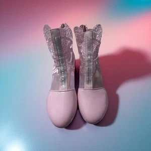 Women's Size 10 1/2 Genuine Leather Breathable Pink Lace Boots New - Picture 1 of 5