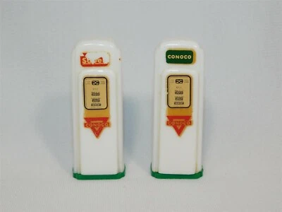 CONOCO Oil Gas Pump Salt and Pepper Shaker Set Vintage 1950s Green and White - Image 1 of 3