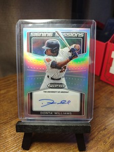 2022 Panini Draft Picks Signing Sessions Prizm Card of Donta Williams -Arizona