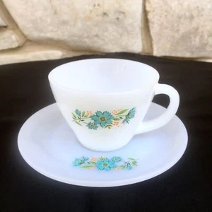 Taza y platillo Fire King azul naranja flor ancla Hocking Premium MCM vintage - Imagen 1 de 4