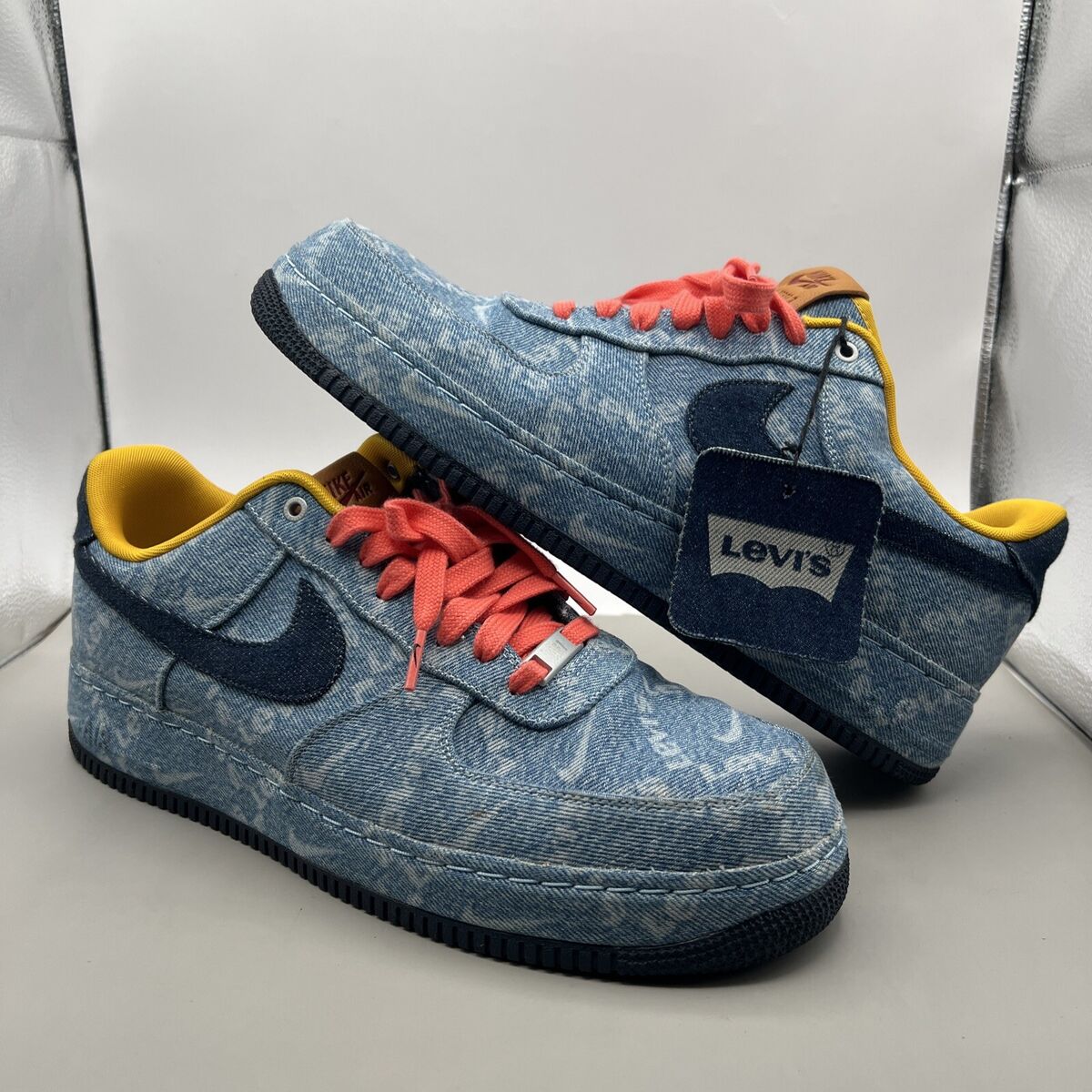 Nike Air Force 1 Low x Levi's Exclusive Denim 2019 for Sale Nike Air Force 1 Low x Levi's Exclusive Denim 2019 for Sale