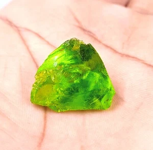 23,90 ct überwältigender natürlicher ungeschliffener grober grüner Peridot zertifizierter Edelstein NSH - Bild 1 von 6