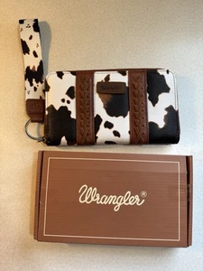 Wrangler Cow print Wristlet Wallet Credit Card Holder A NEW - Picture 1 of 10