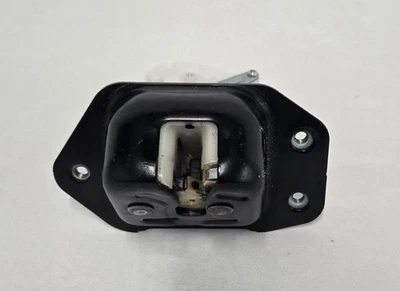 2015 Nissan Pathfinder S Trunk Lid Latch Actuator Assembly - Image 1 of 4