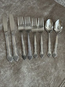 Vintage Rogers Co. DREAM ROSE ROSE BUD Stainless Flatware Lot Of 8 Fork Spoon - Picture 1 of 5