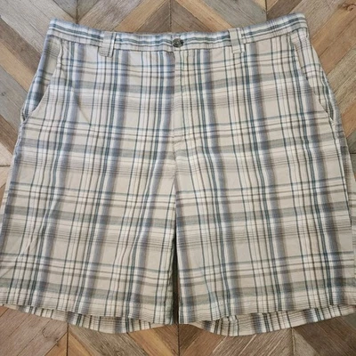 Columbia Sportswear Company Shorts Men's Size 40 Khaki Blue Plaid Golf Casual - Image 1 of 4