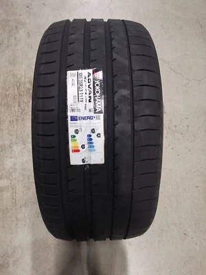 Reifen Yokohama ADVAN Sport V-105  305/35 R23  111Y - Bild 1 von 3