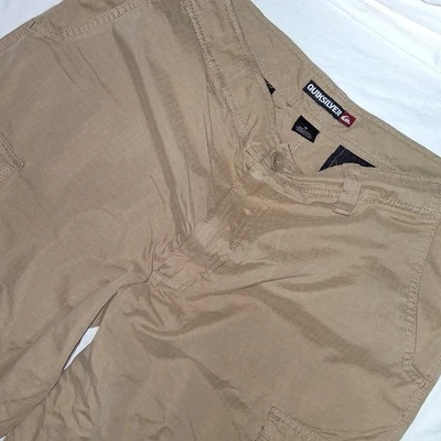 Quiksilver Men's Cargo Shorts Size 33 / 11 Casual Outdoors Moisture Wicking Foto 1 de 4