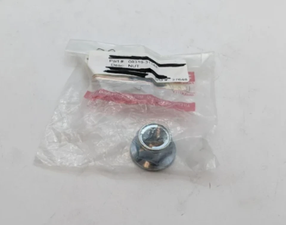 Tuerca OEM 08319-31148 Suzuki LT250 LT500 Foto 1 de 1