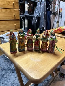 Seltenes 6er Set signierte R. Ceprueb Nocag handgeschnitzte Ornamente 5 Zoll - Bild 1 von 24