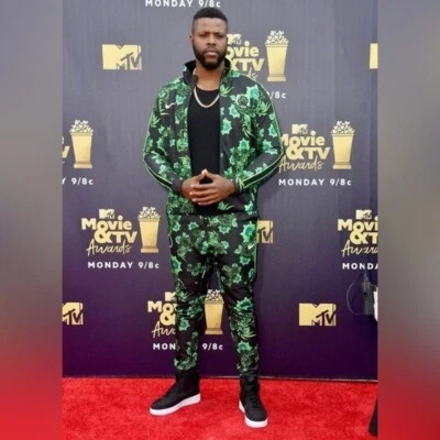 Calça Nike Nigeria 2018 NSW Tribute Tracksuit Preta Verde Floral Joggers Média - Imagem 1 de 4