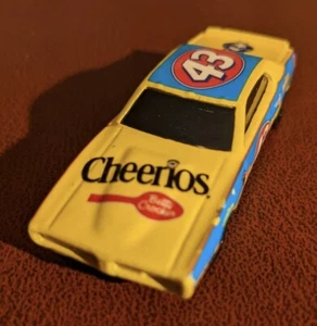 Hot Wheels 1974 Dodge Charger Cheerios Richard Petty Tribute Race Car - Picture 1 of 5