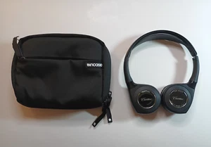 Cadillac Escalade DVD Entertainment Wireless Headphones with Protective Pouch - Foto 1 di 4