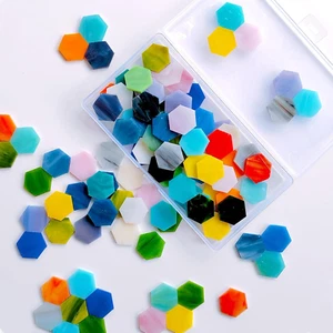 100 Stck. Sechseck Buntglas Stücke Mosaike Fliesen für Handwerk Großpackung, Hand vorgeschnitten M - Bild 1 von 12