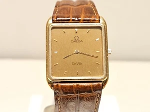 VINTAGE SWISS LUXURY SQUARE 26mm GOLD PLATED MEN'S QUARTZ WATCH"OMEGA" DE VILLE - Picture 1 of 14