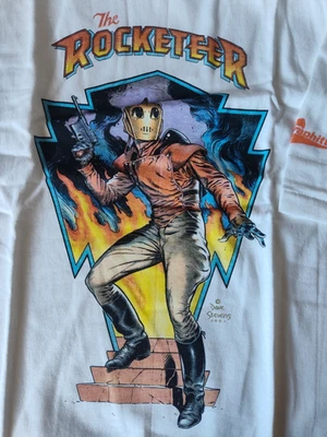 CAMISETA GRANDE VINTAGE ROCKETEER DAVE STEVENS GRAPHITTI DESIGNS DEADSTOCK Foto 1 de 4