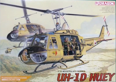 Dragon 3538  1/35 UH-1D Huey - Image 1 of 4
