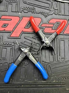 Alicates de manguera de desconexión de línea de combustible Blue Point (por encendido a presión) CHE3972 CHE3971 - Imagen 1 de 1