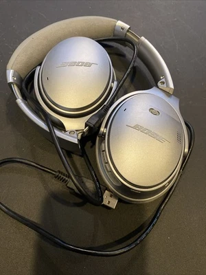 Bose QuietComfort 35 II Noise Cancelling Headphone QC35 Wireless Silver B - Image 1 of 4